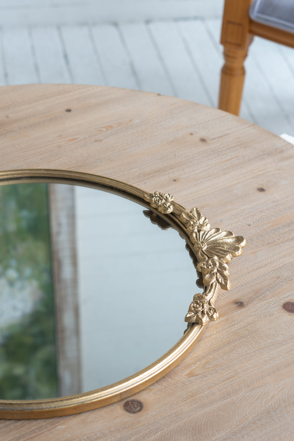 Gold-Framed Round Mirror Tray