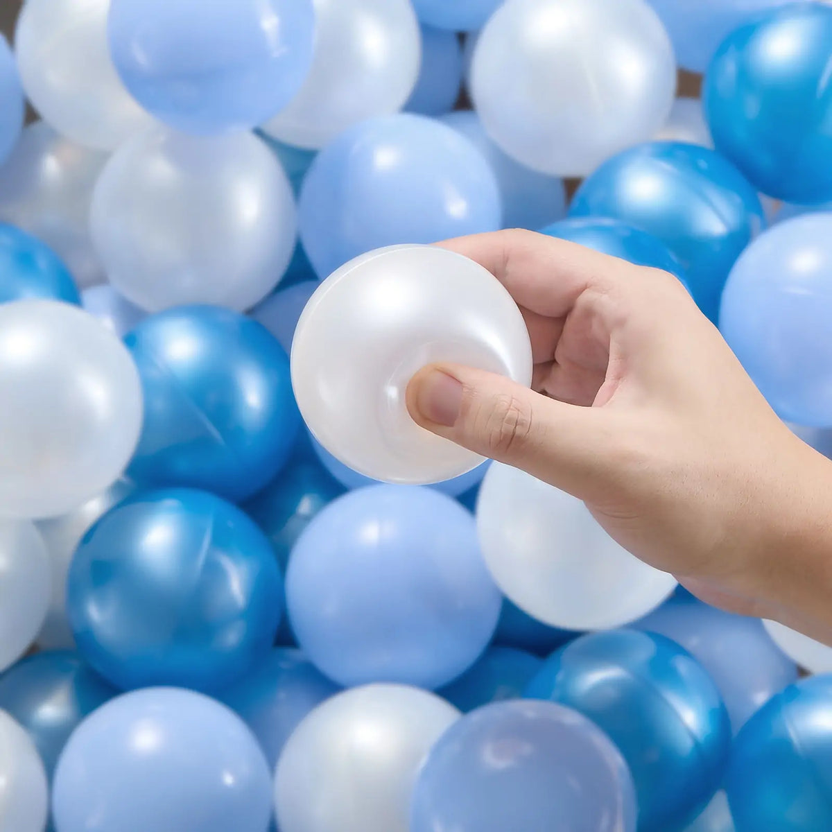 Tiny Land® Ocean Ball – 200 pcs with Varied Colors