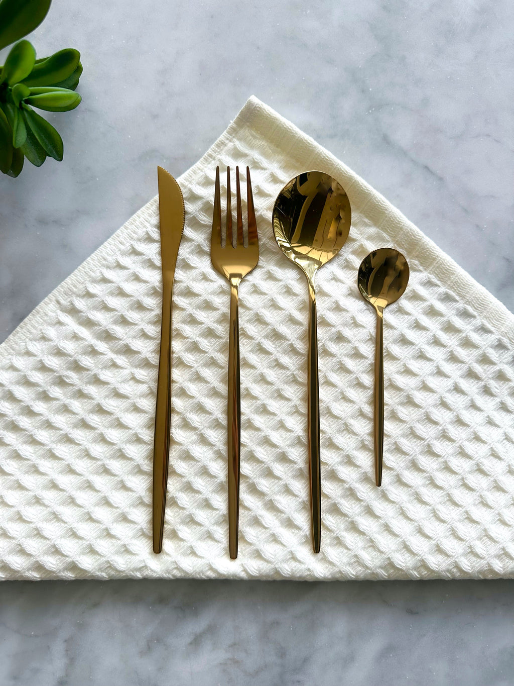 Monaco Gold Flatware Set – 16 Piece