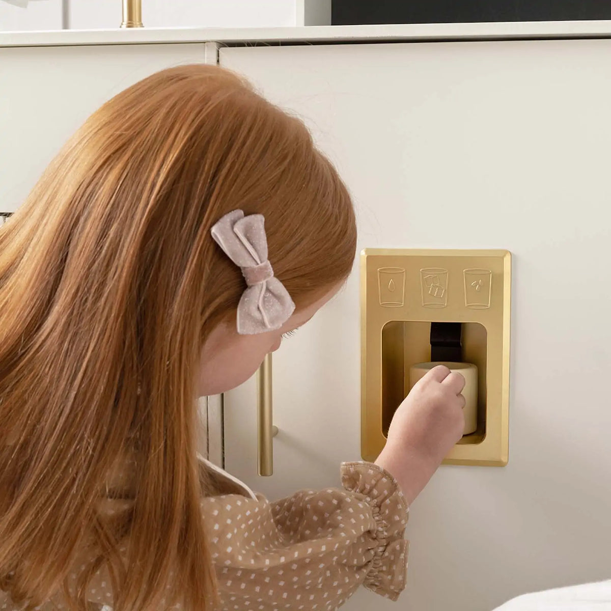 Tiny Land® Play Kitchen with Running Water – Iconic Aqua Kitchen in Cream