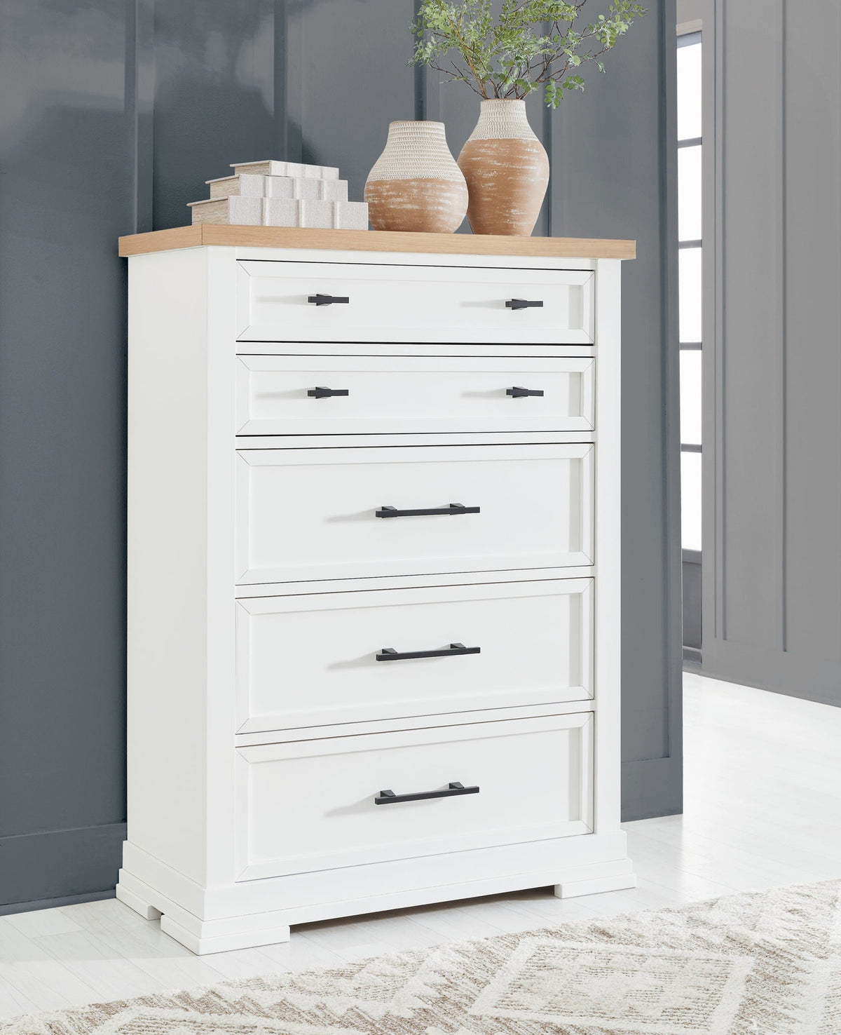 Ashbryn – Panel Storage Bedroom Set