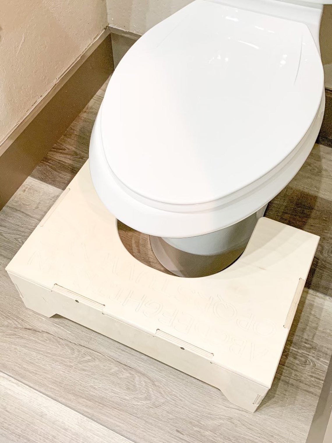 JOHN – Toilet Stool