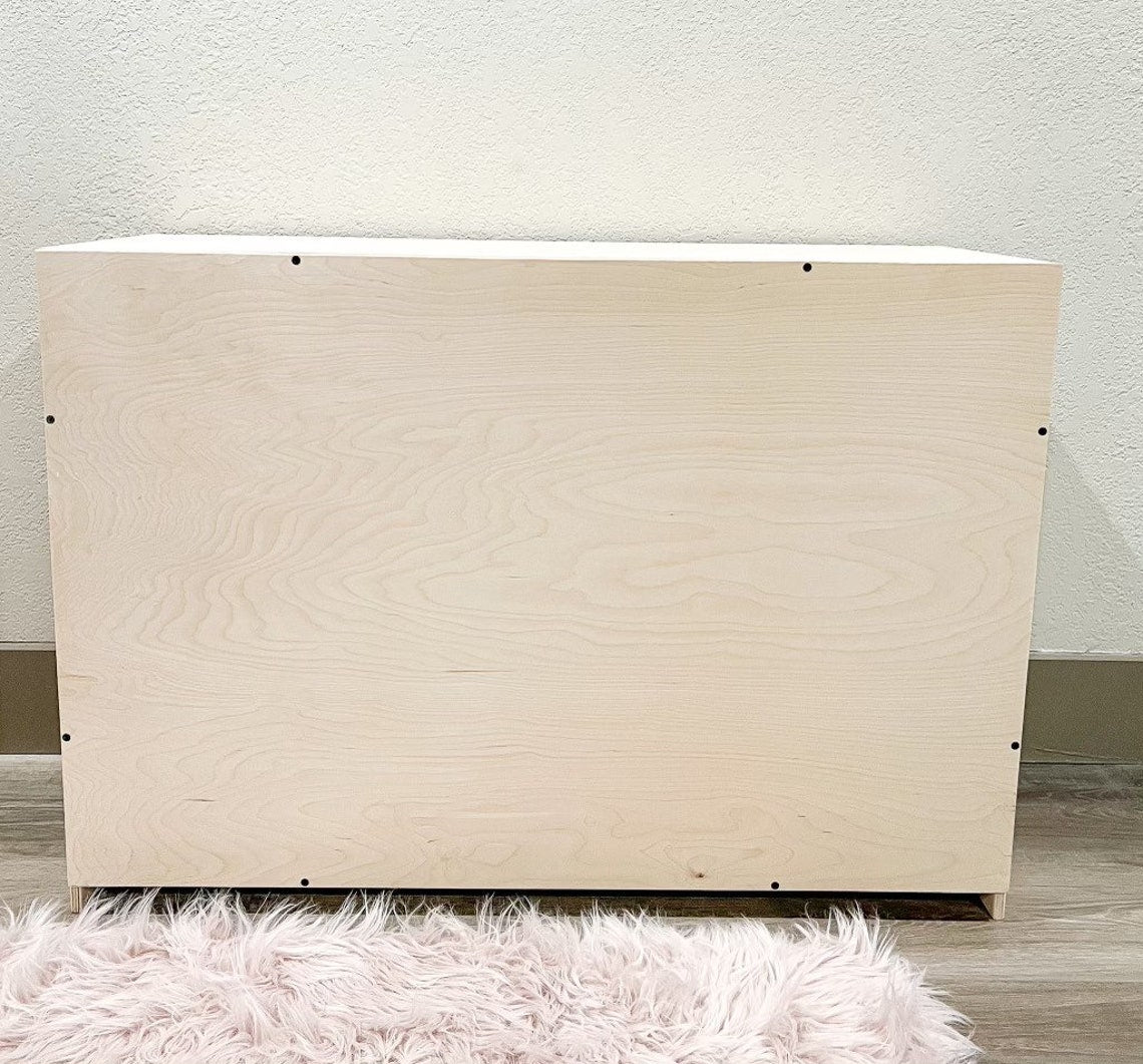 VIOLET – Toy Shelf