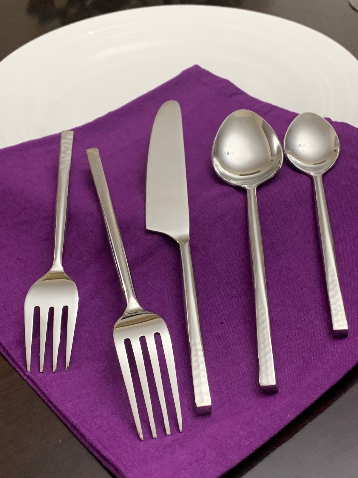 Vibhsa 20 Piece Flatware Set, Service for 4 – Silver