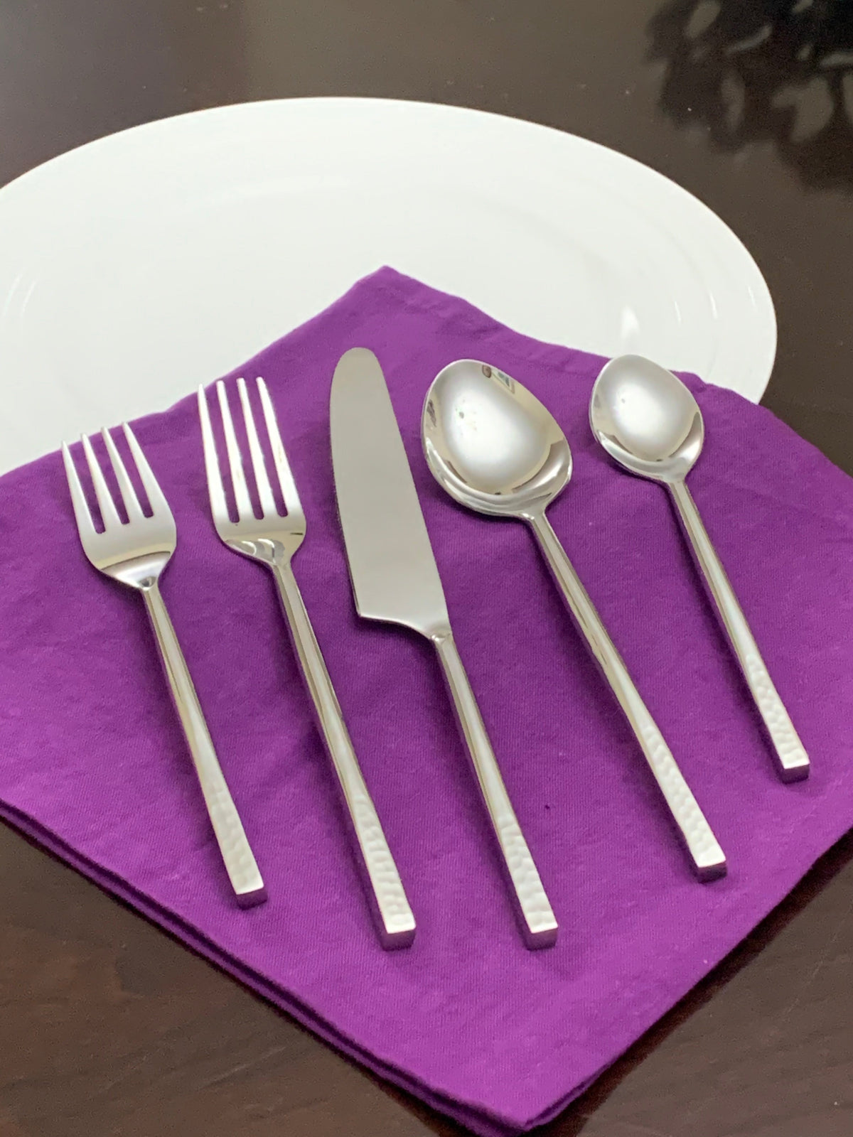 Vibhsa 20 Piece Flatware Set, Service for 4 – Silver