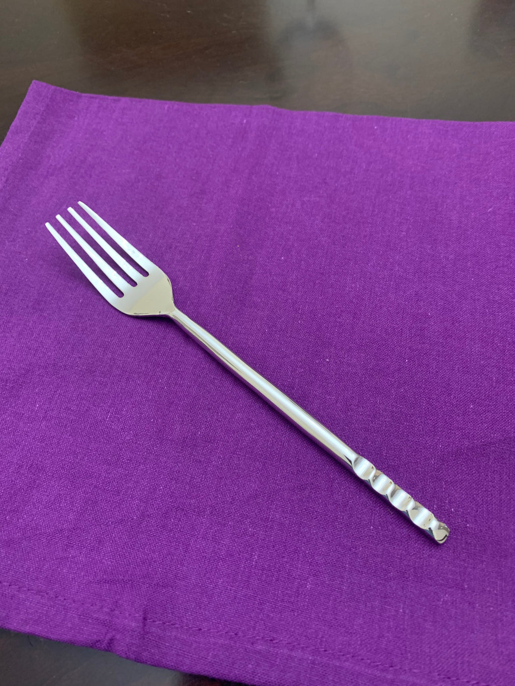 Vibhsa 20 Piece Flatware Set, Service for 4 – Modern