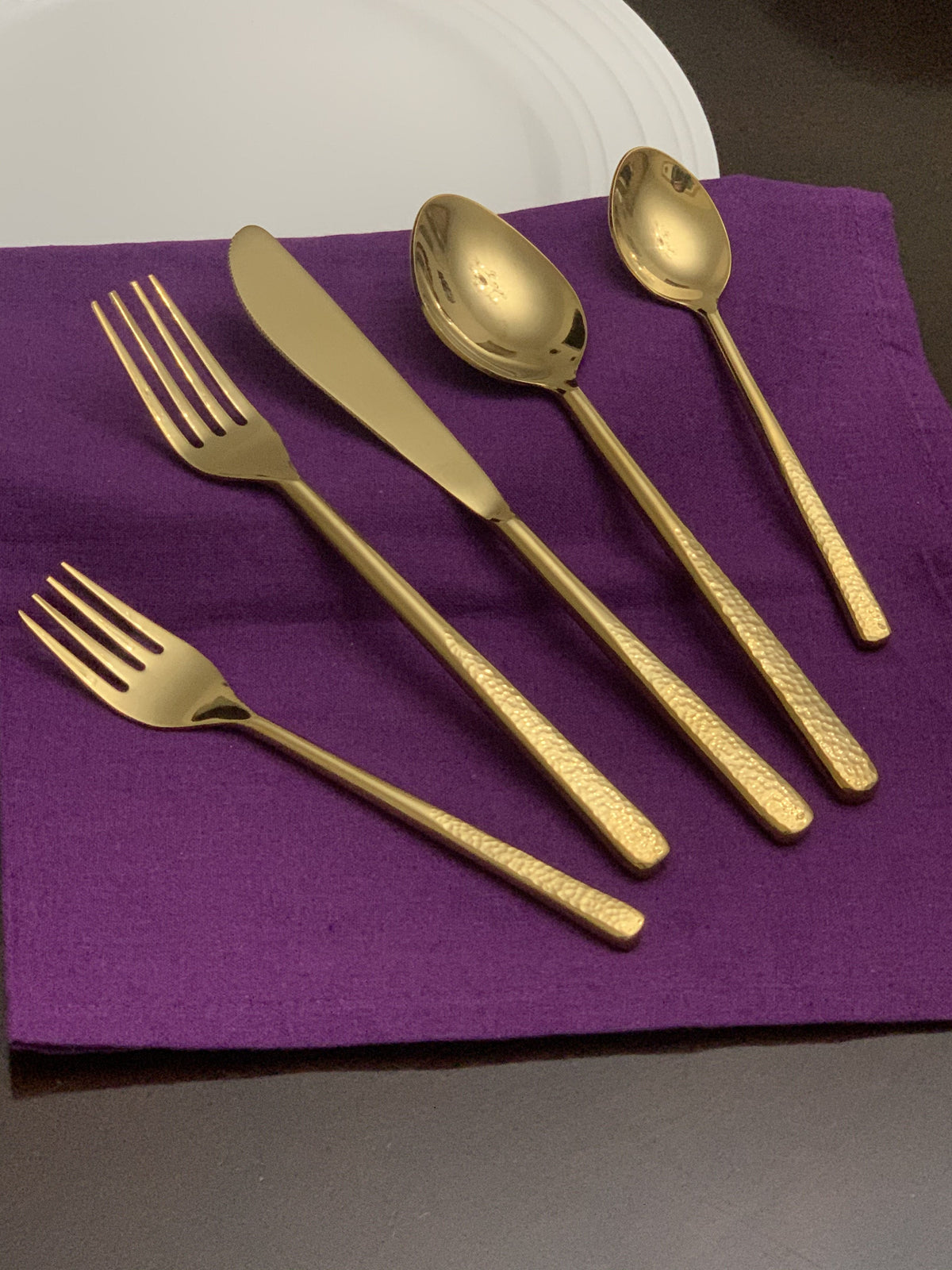 Vibhsa Flatware Gold 5 Piece Place Setting – Shiny