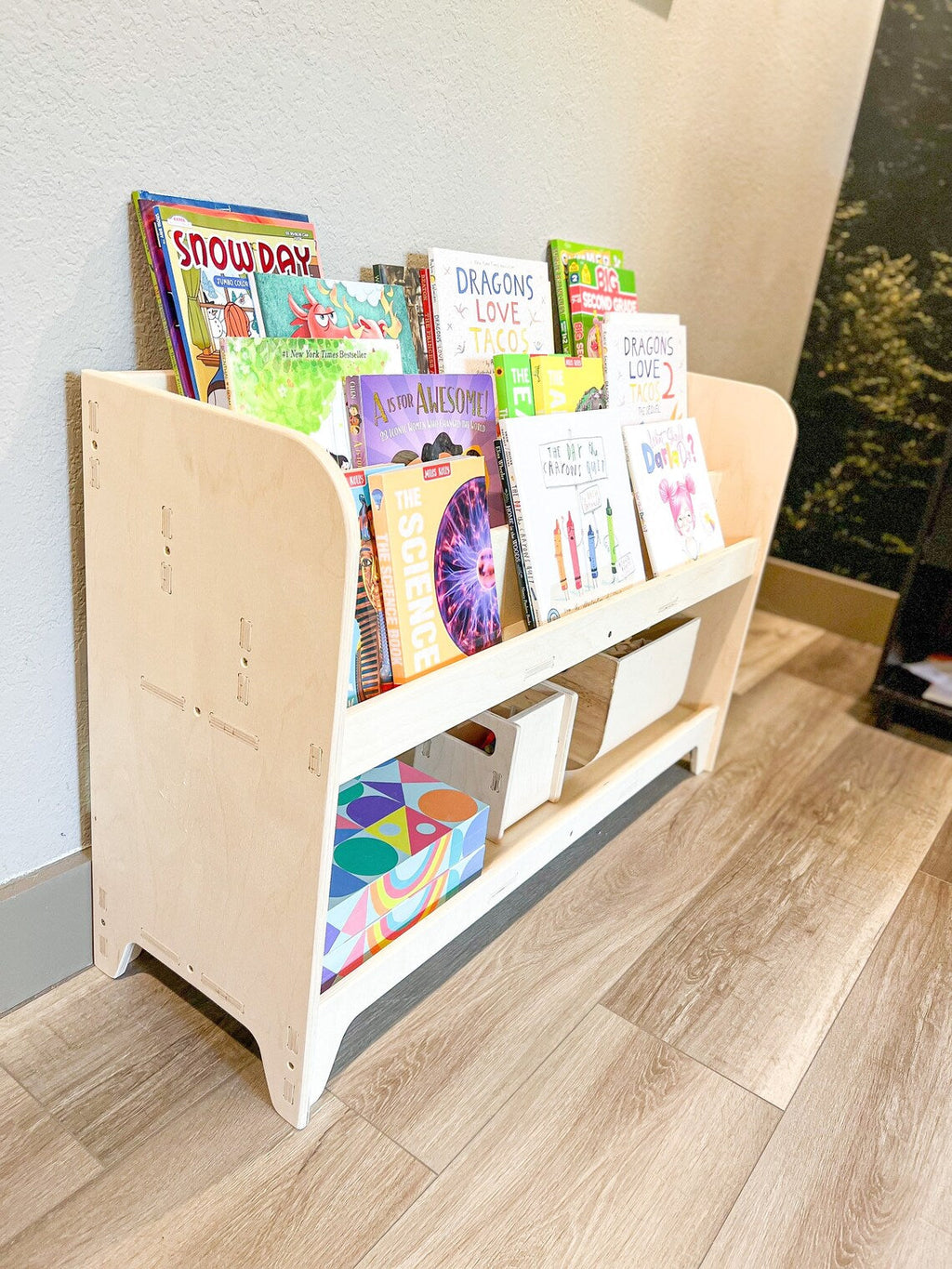 FRANK – Toy Shelf