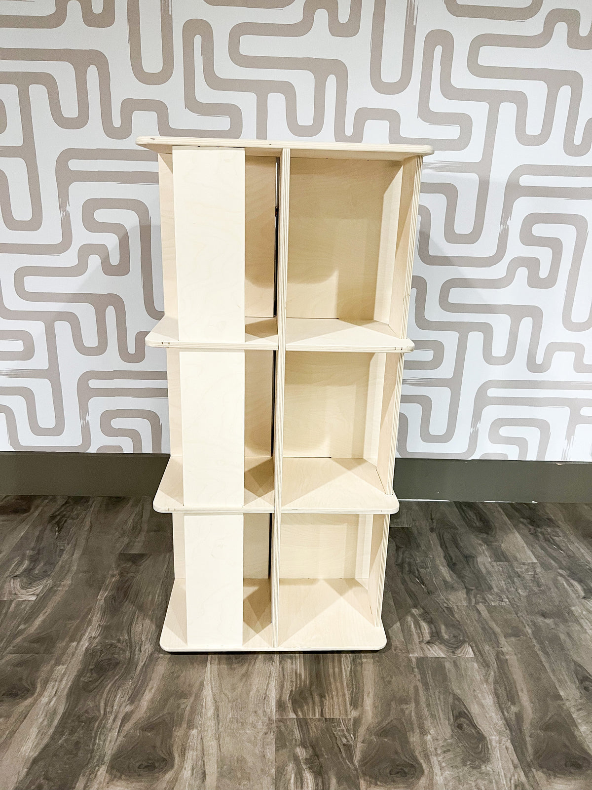 LAZY SUZAN – Rotating Bookshelf