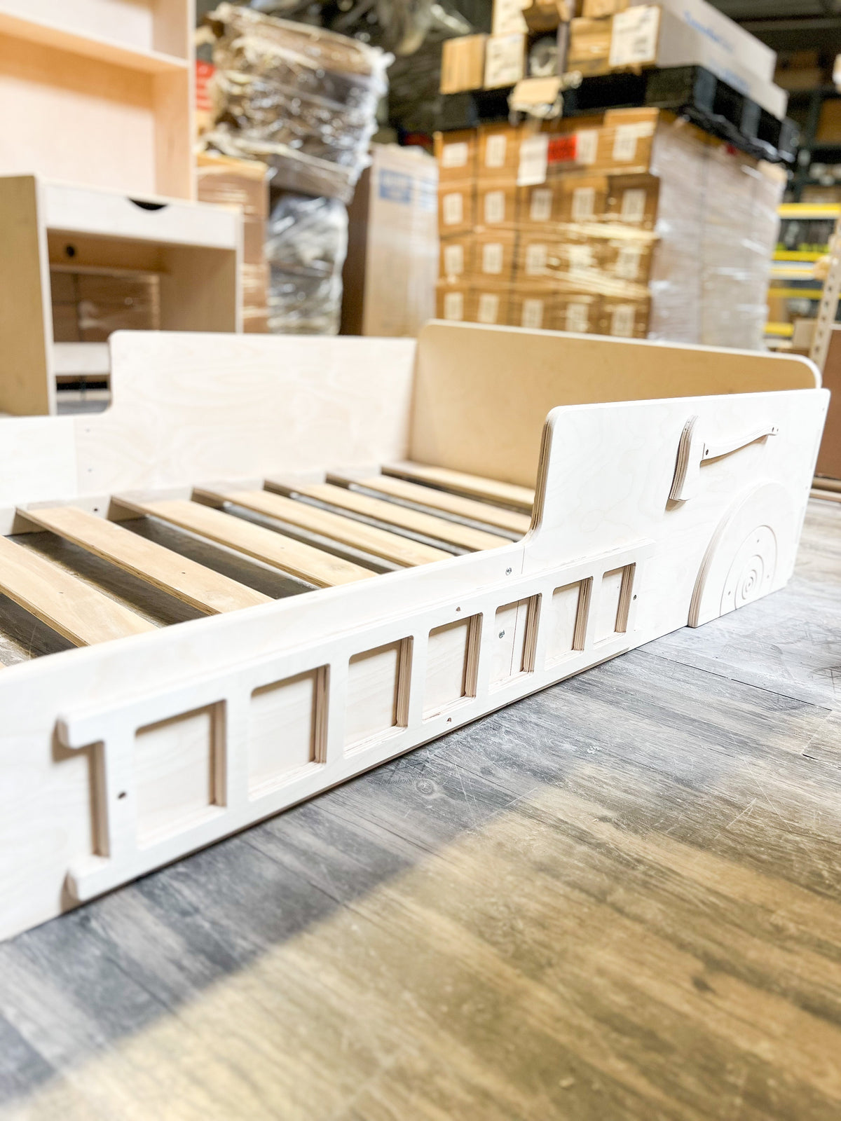 5 ALARM – Fire Engine Floor Bed