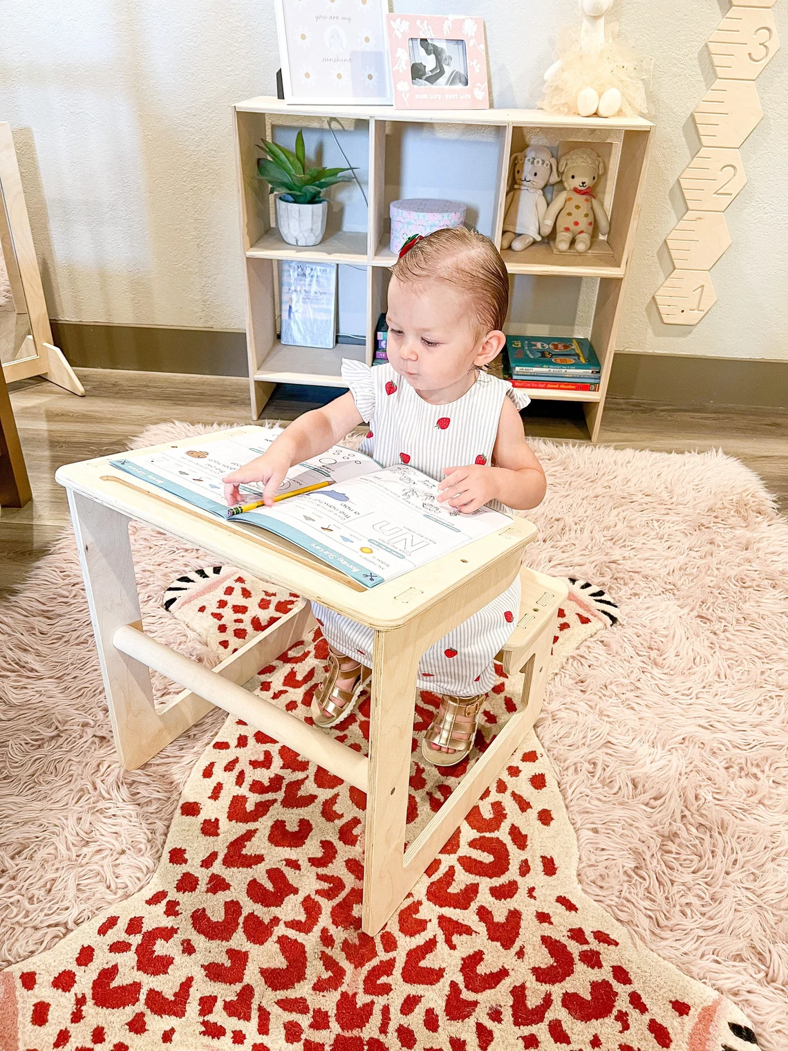 MARLIN – Montessori Desk