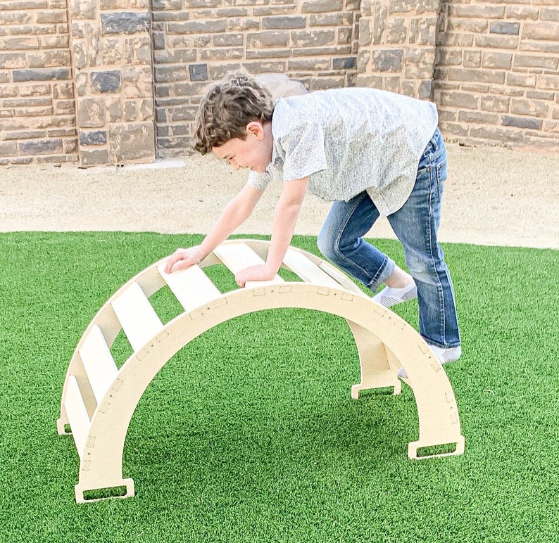 LUCAS – Climbing Arch