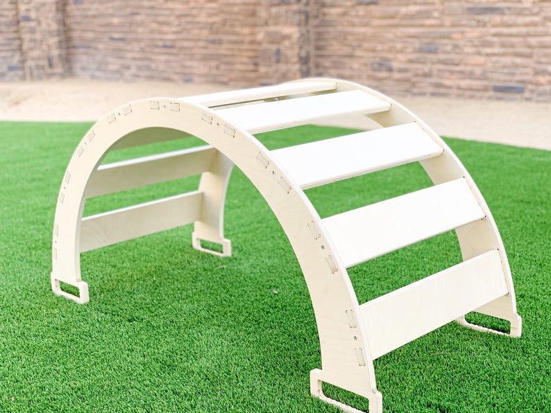 LUCAS – Climbing Arch