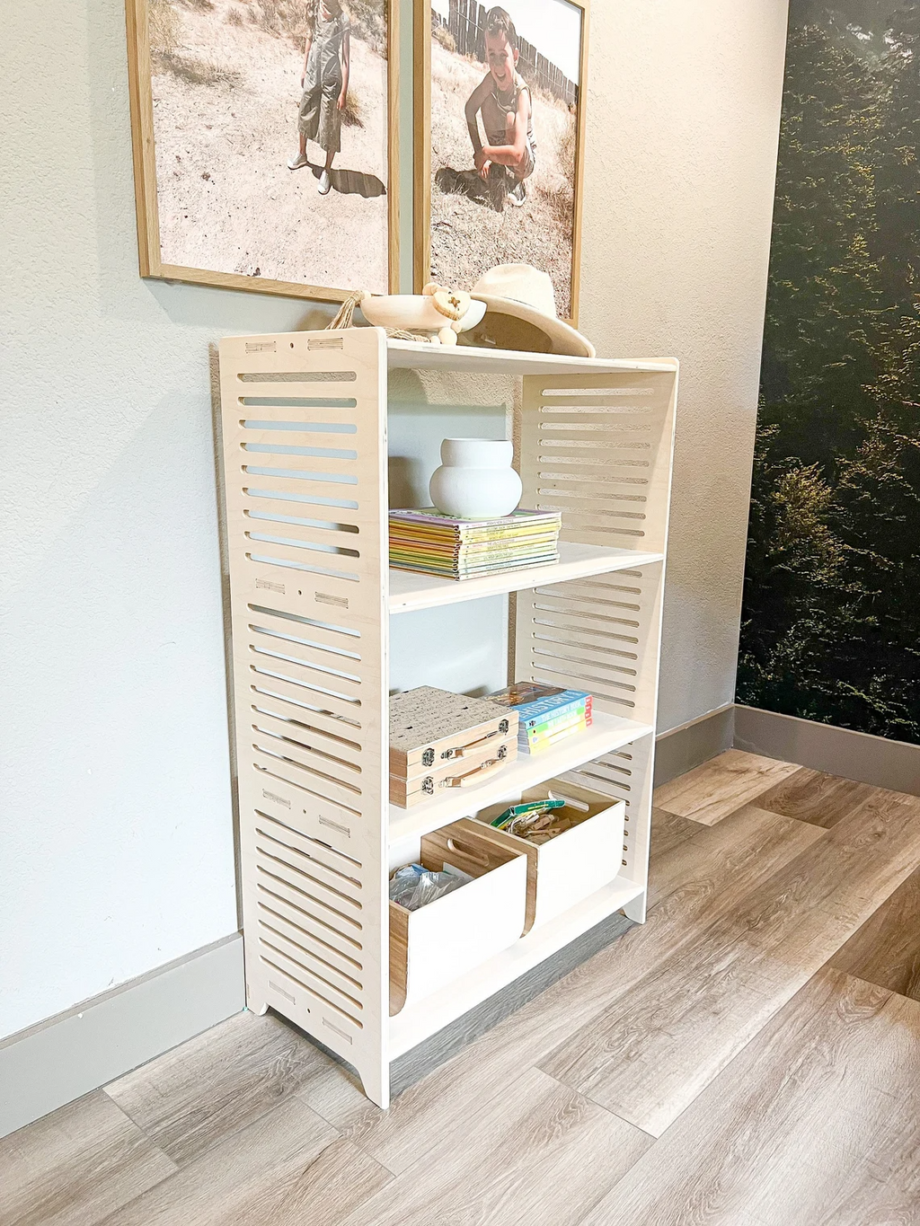 SPARROW – Large Toy Shelf