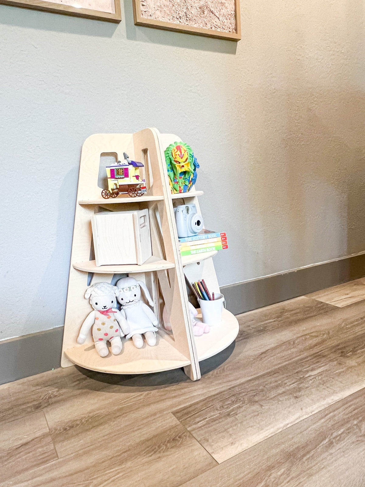 SERENA – Corner Toy Shelves – Set of 2