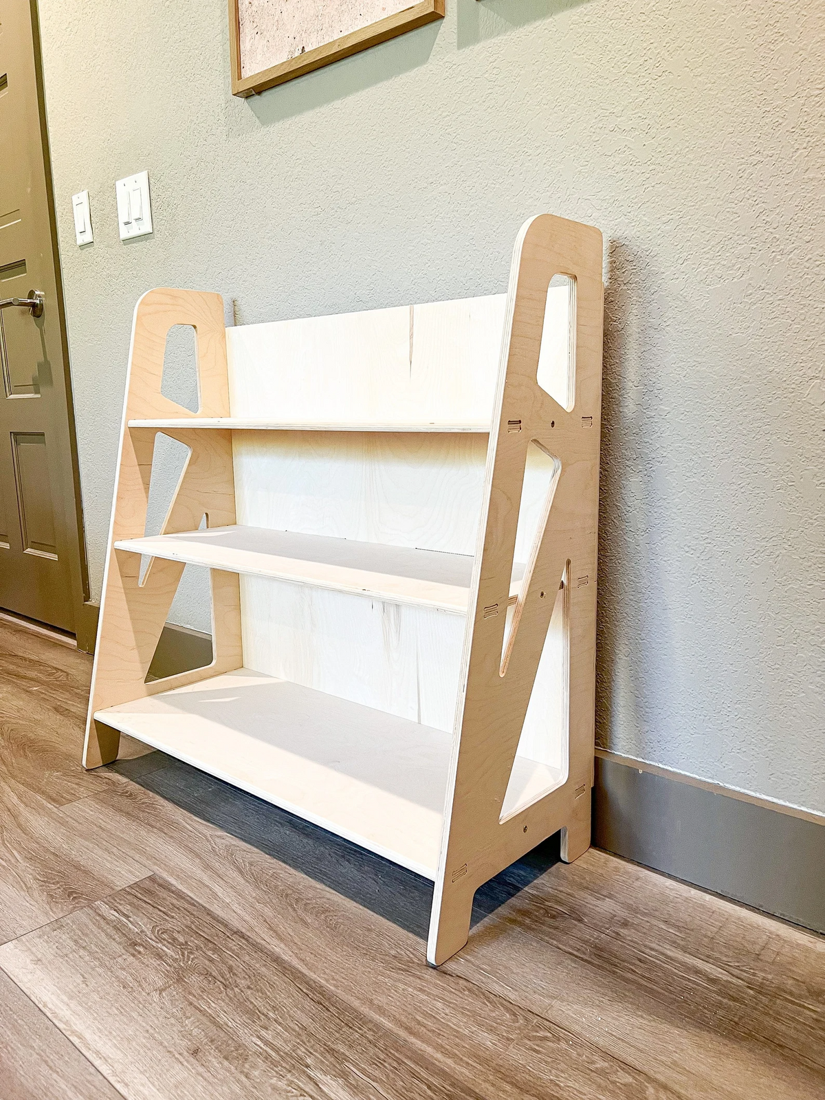 SIENNA – Toy Shelf