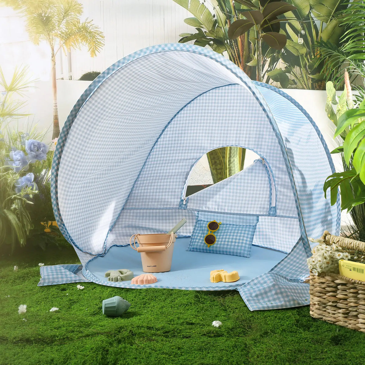 Tiny Land® One – Stop Beach Toy & Tent Set