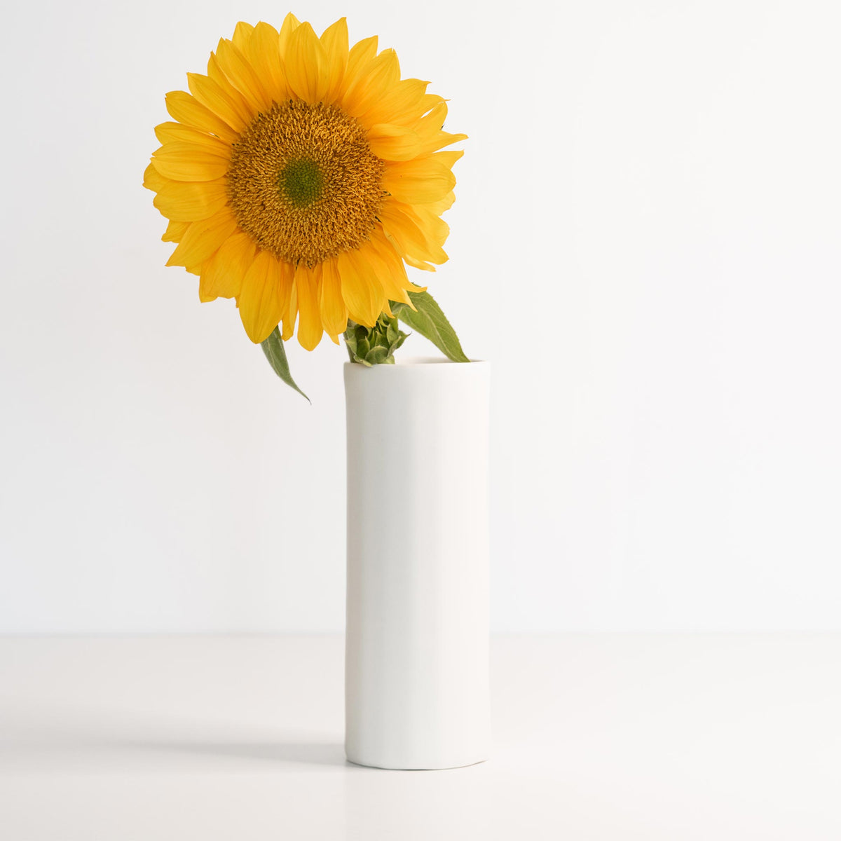 Bloom Vase – Handmade Porcelain Flower Vase