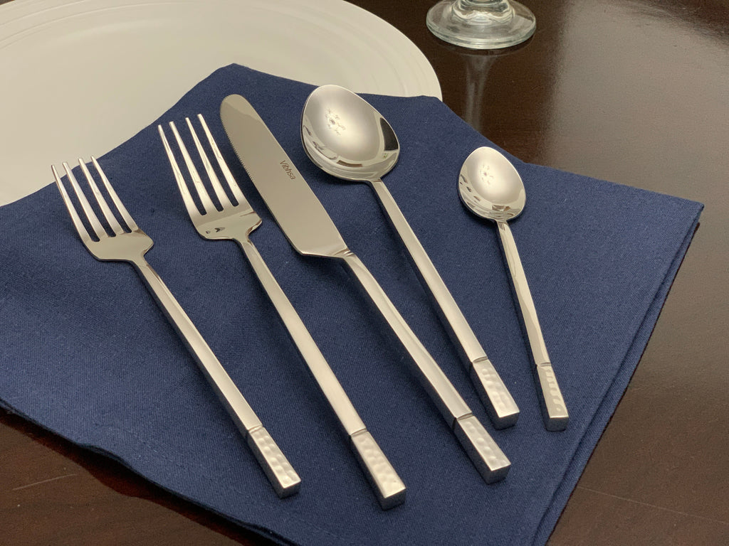 Vibhsa Flatware set of 20 Pieces Silver Stainless Steel Modern Design