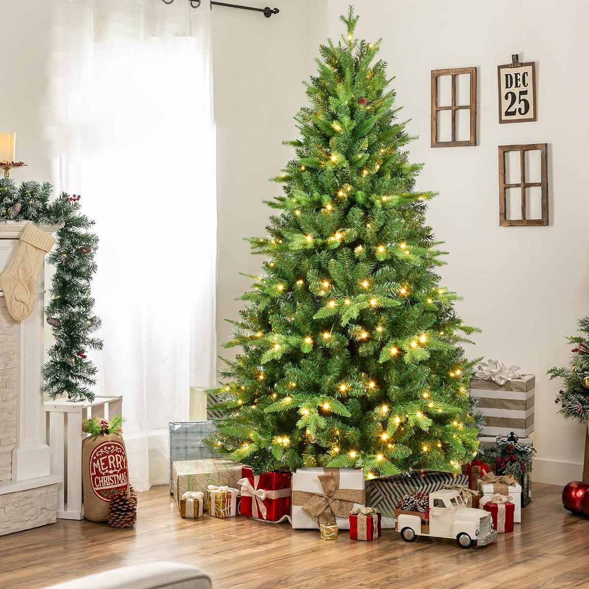 5ft Pre – Lit Christmas Tree with 250 Warm Lights