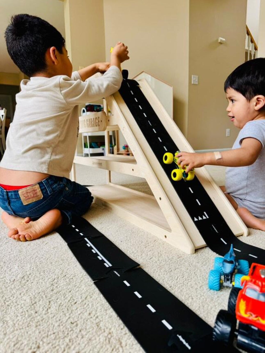 CAMDEN – Toy Car Storage + Ramp