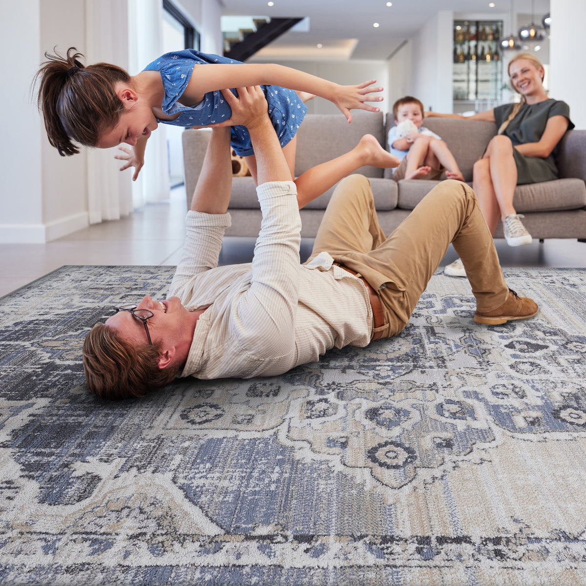 Naar Payas Collection Cream/Blue Medallion Area Rug