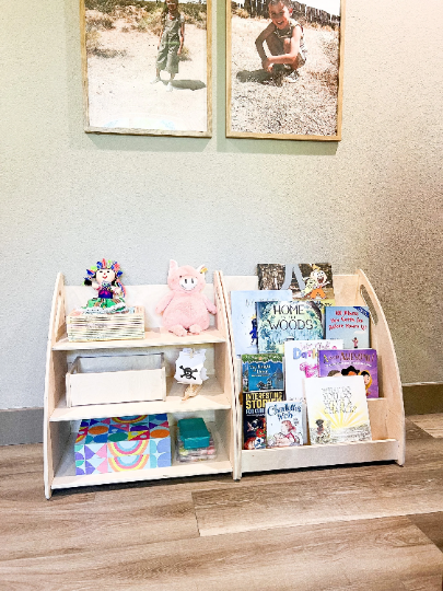 SARAFINA + FINA – Toy Shelf + Bookshelf