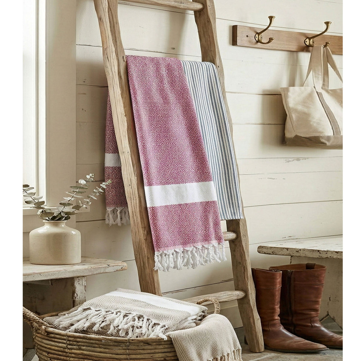Haley Diamond Towel 200GSM