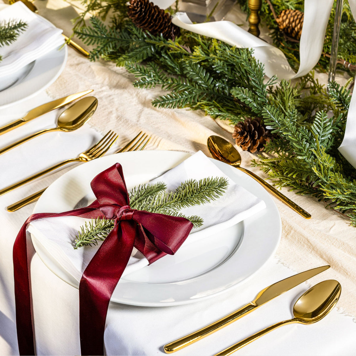 Emilia Mirror 20 – Piece Flatware Set