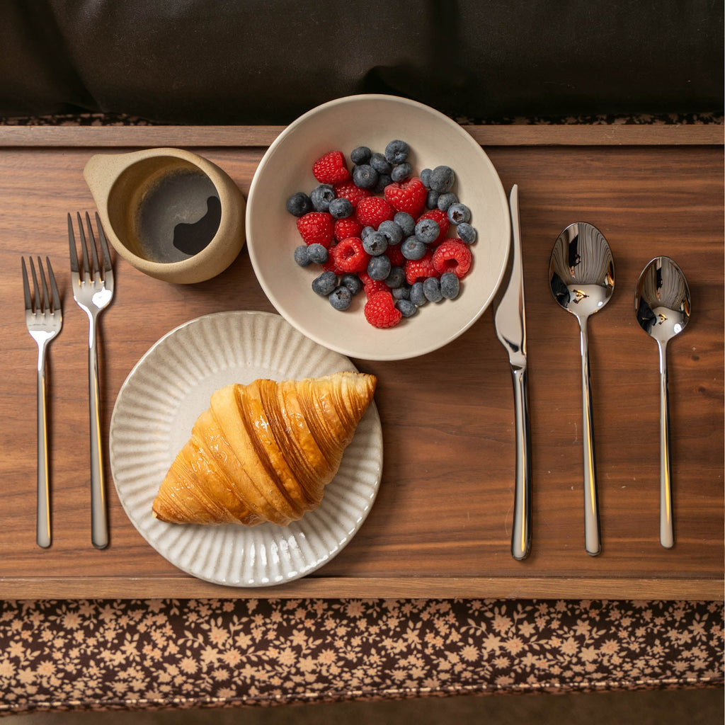 Emilia Mirror 20 – Piece Flatware Set