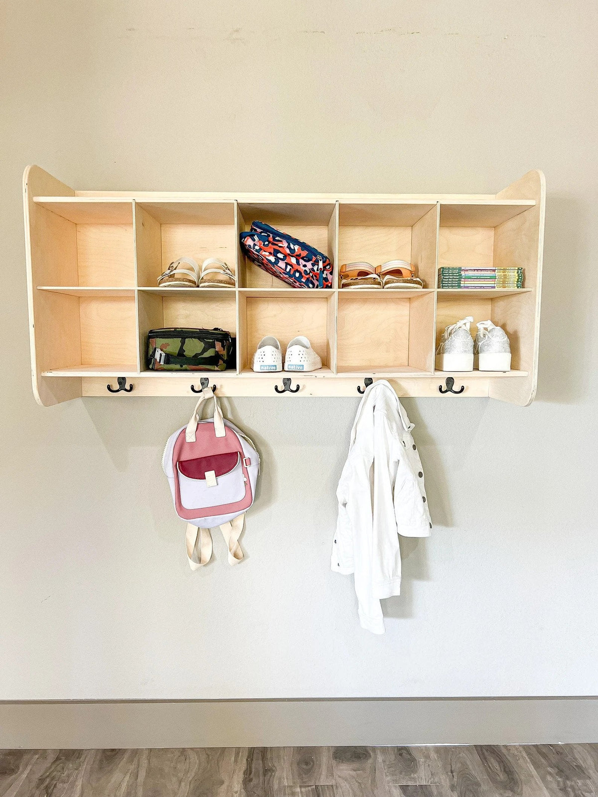 CARLY – Wall Mounted Organizer