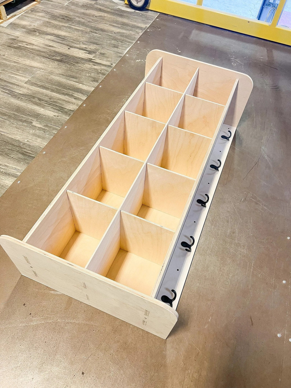 CARLY – Wall Mounted Organizer