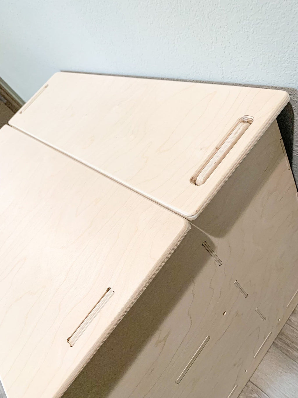 BEAU – Toy Shelf + Hidden Storage 31"