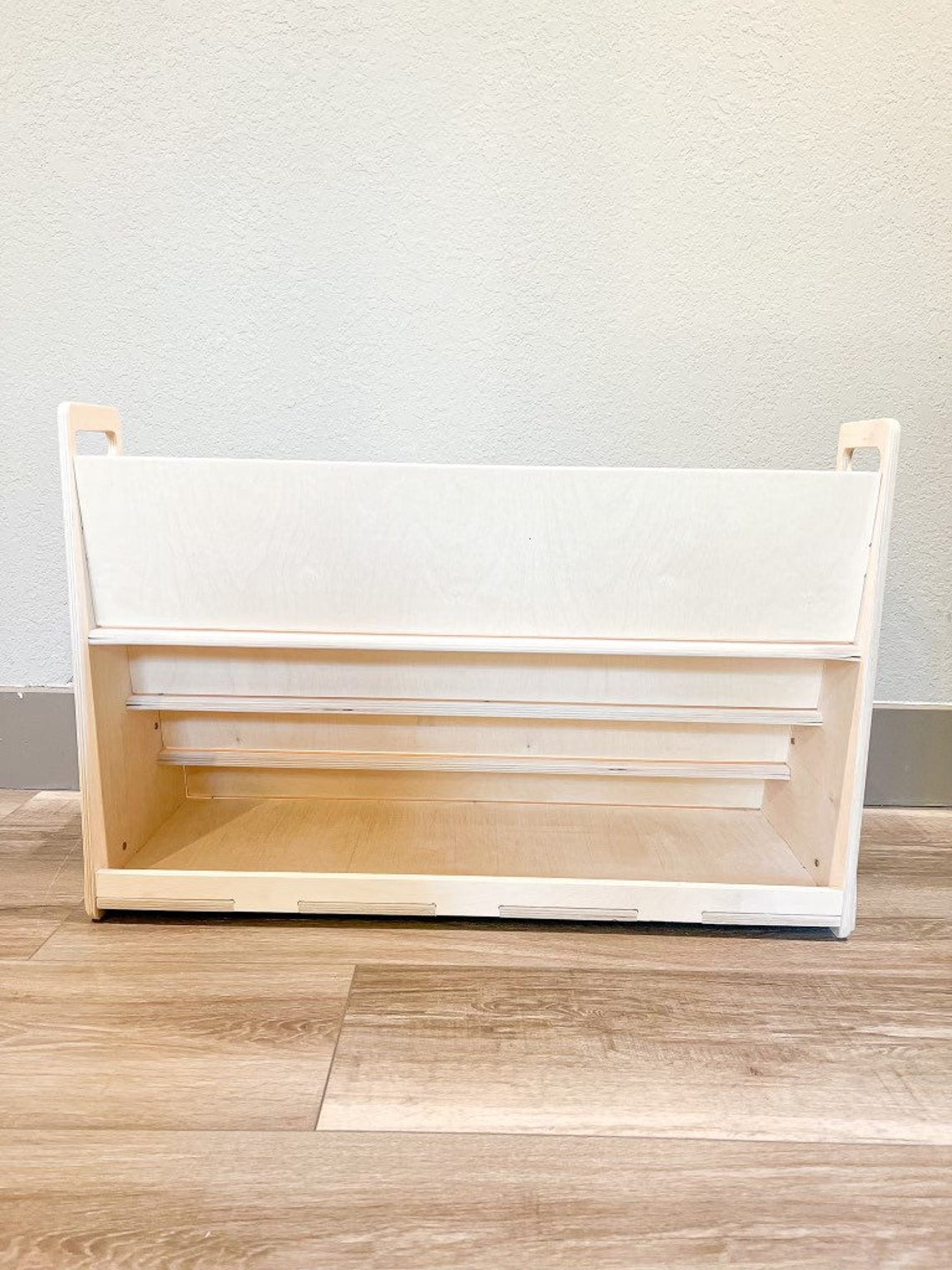 FRED – F100 Truck Bookshelf