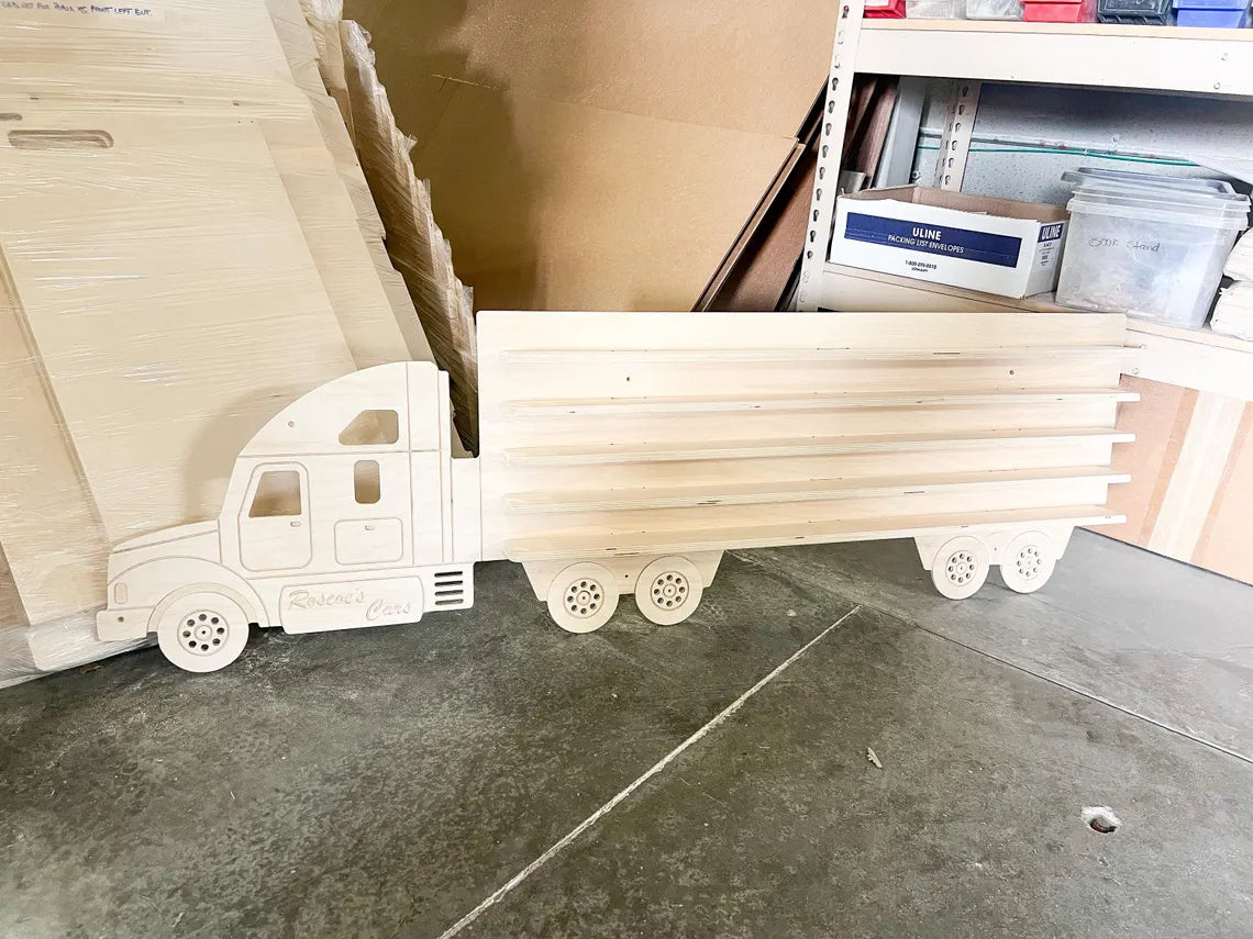 ROSCOE – Semi Truck Wall Shelf