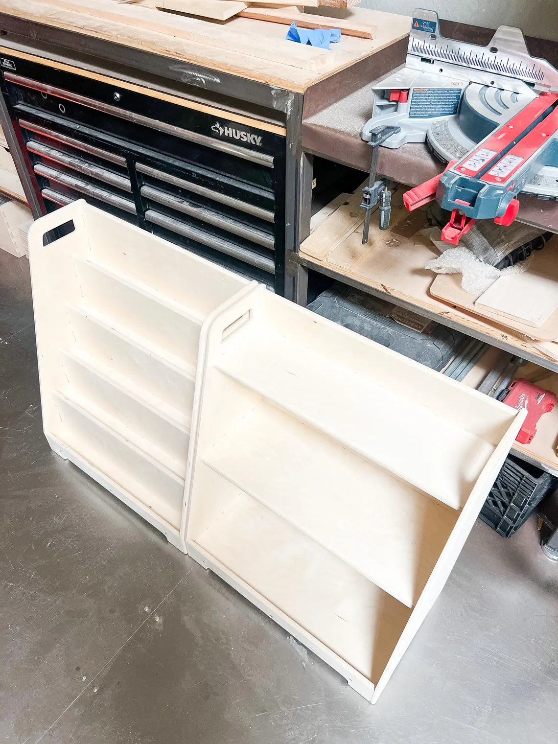 LORI – Bookshelf + Toy Shelf Set