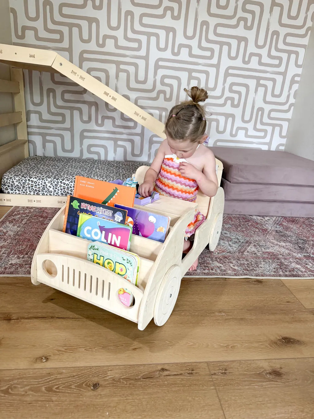FELIX – Car Inspired Double Sided Bookshelf