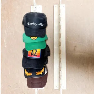 HAT TRICK – 11 Hat Rack