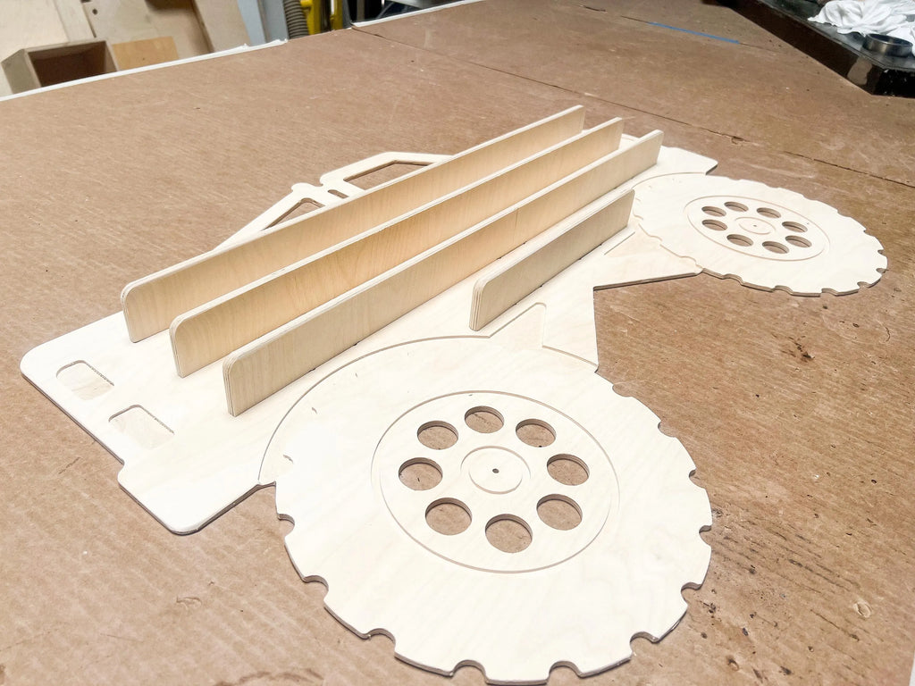 BIG DAWG – Monster Truck Toy Storage