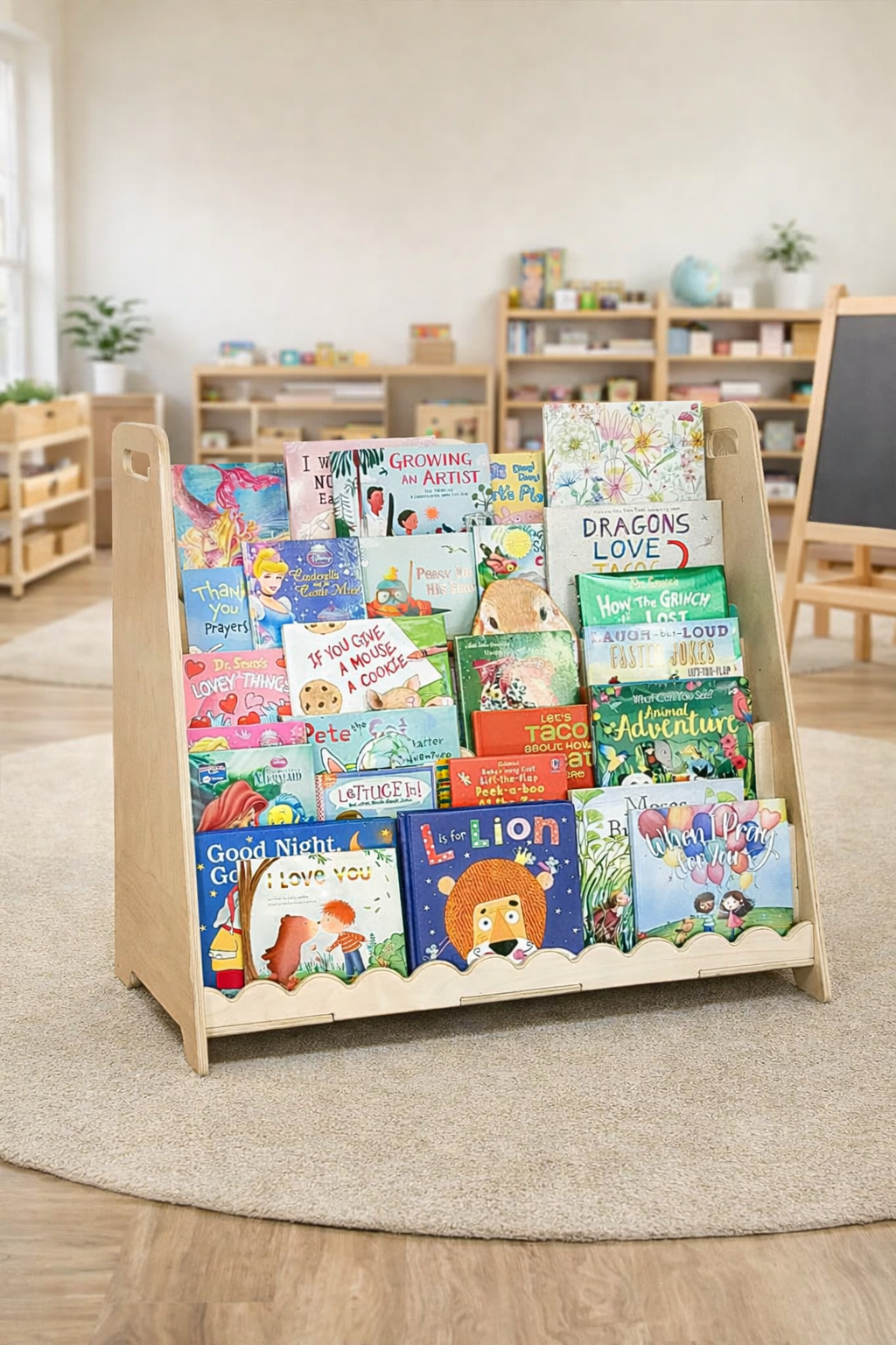 ROY – Scalloped Bookshelf